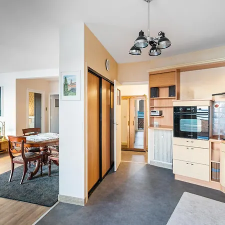 Apartment Bel Face A La *